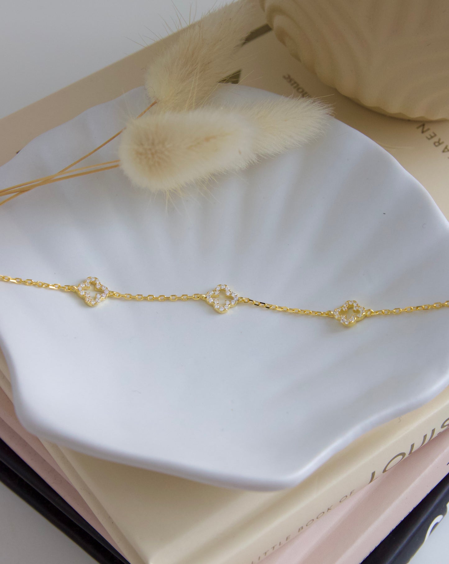 Lara Bracelet gold