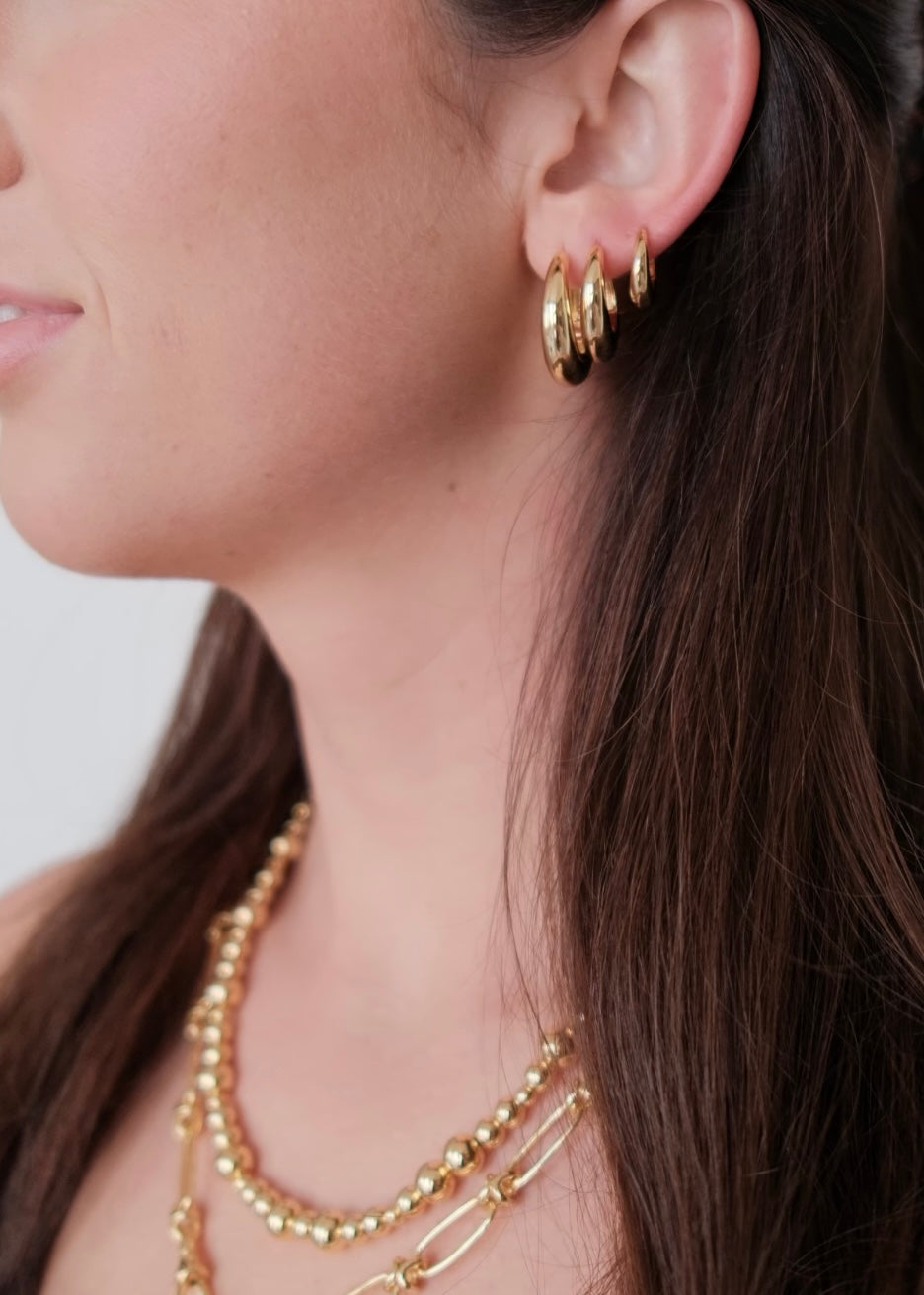 The Cleo Large Hoop | Gold