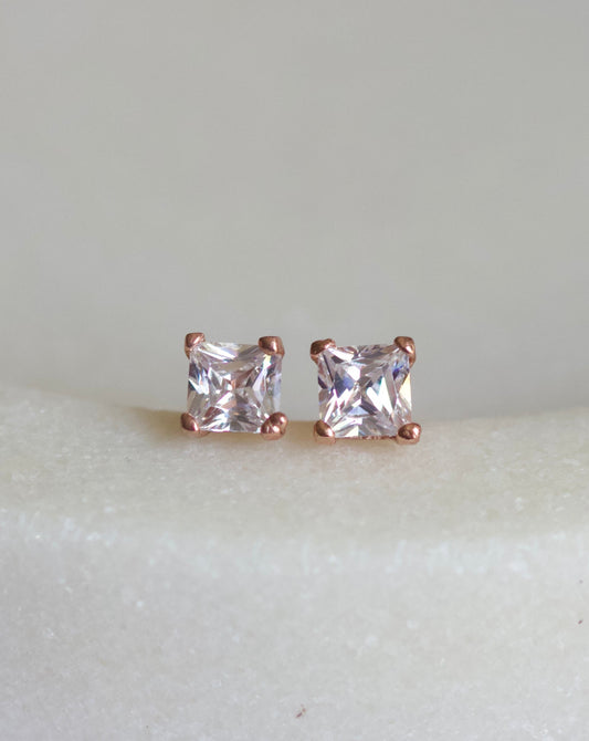 Square claw set cubic zirconia 4mm stud earrings