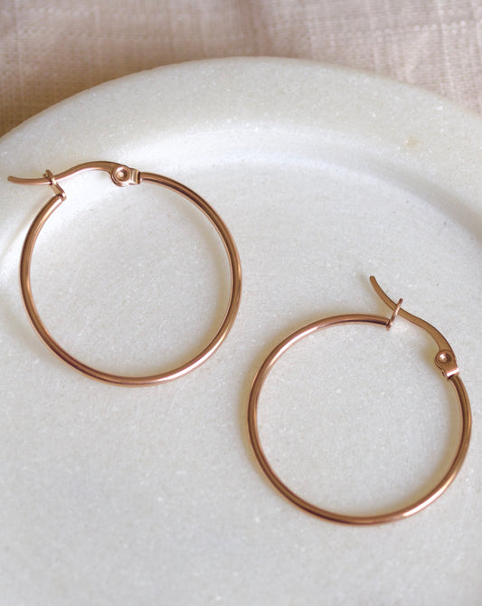 Round hoops rose gold