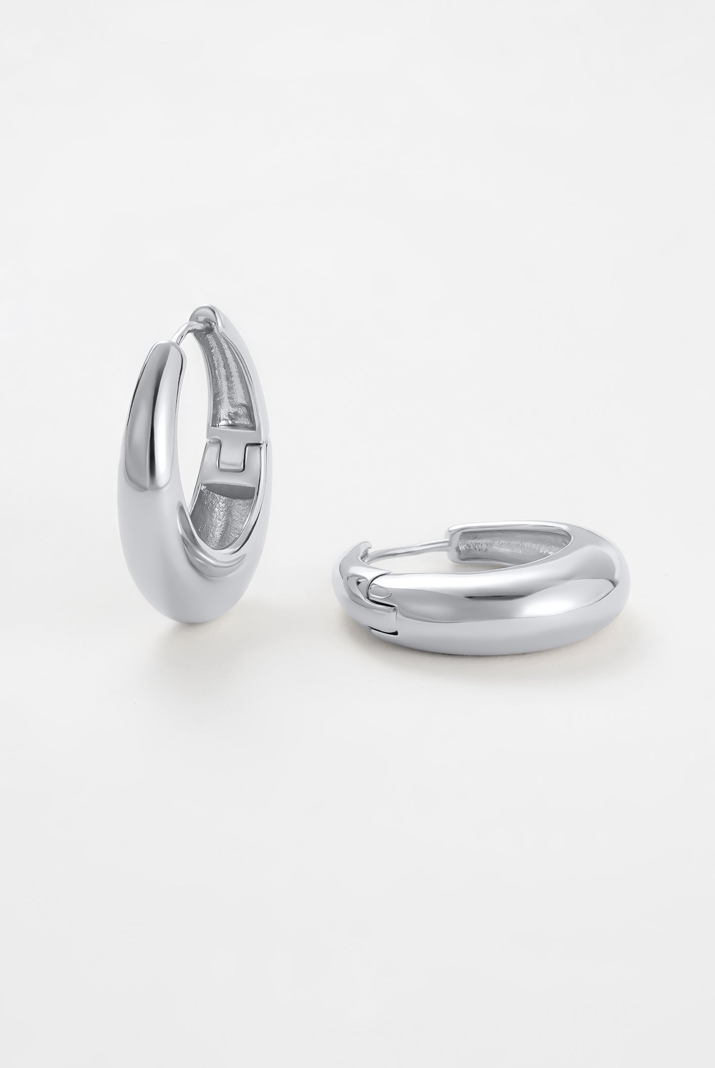 The Cleo Large Hoop | Silver