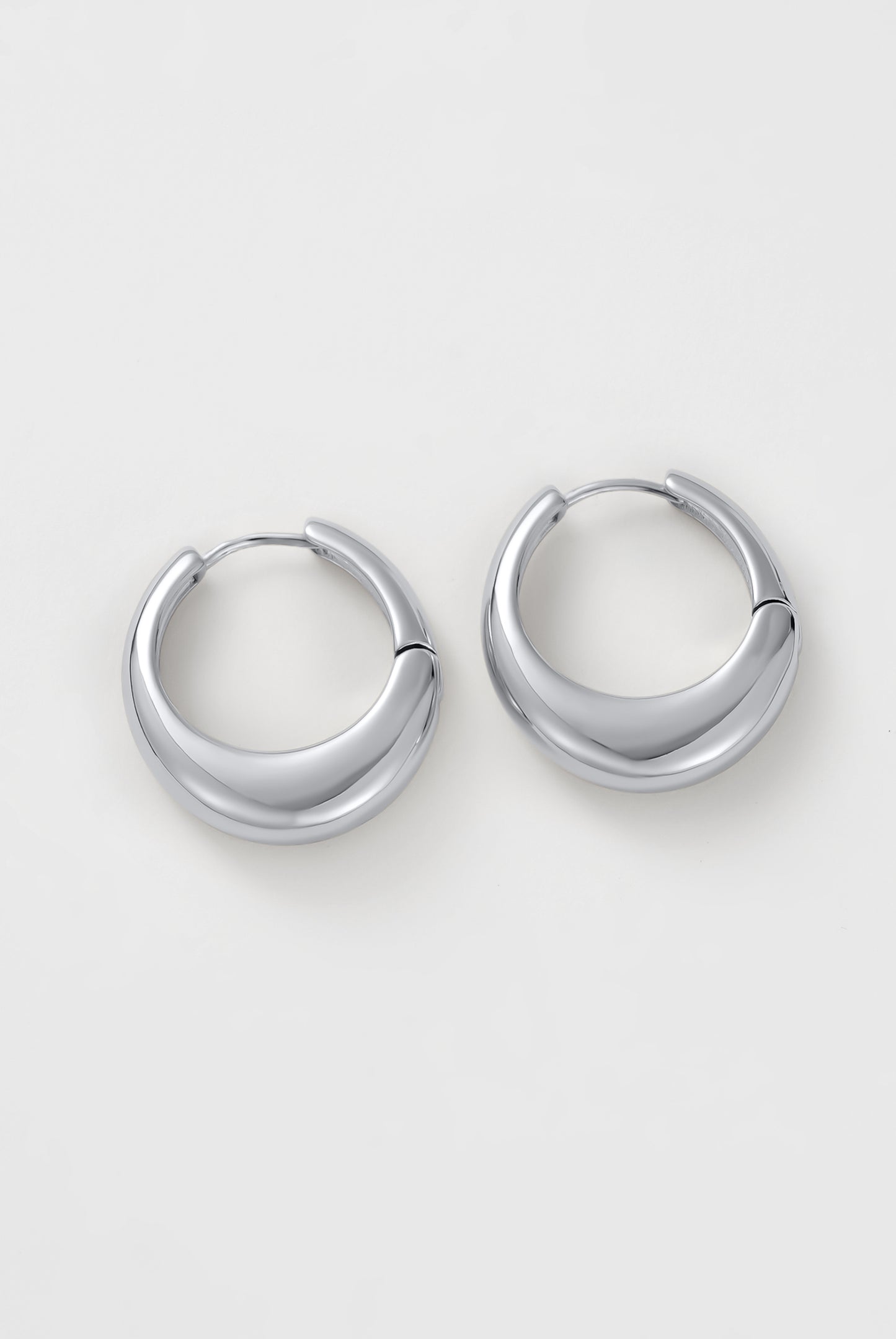 The Cleo Large Hoop | Silver