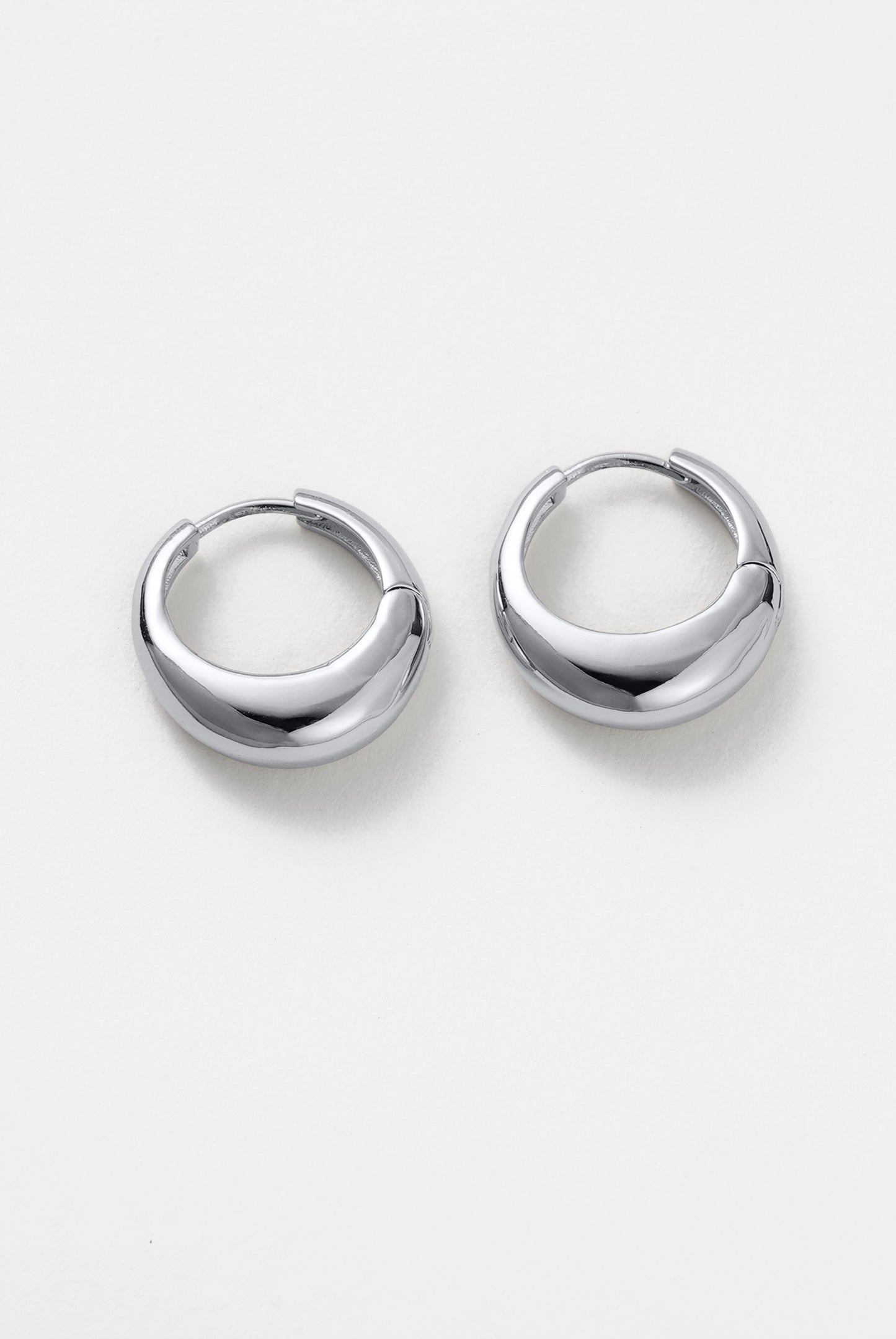 The Cleo Medium Hoop | Silver