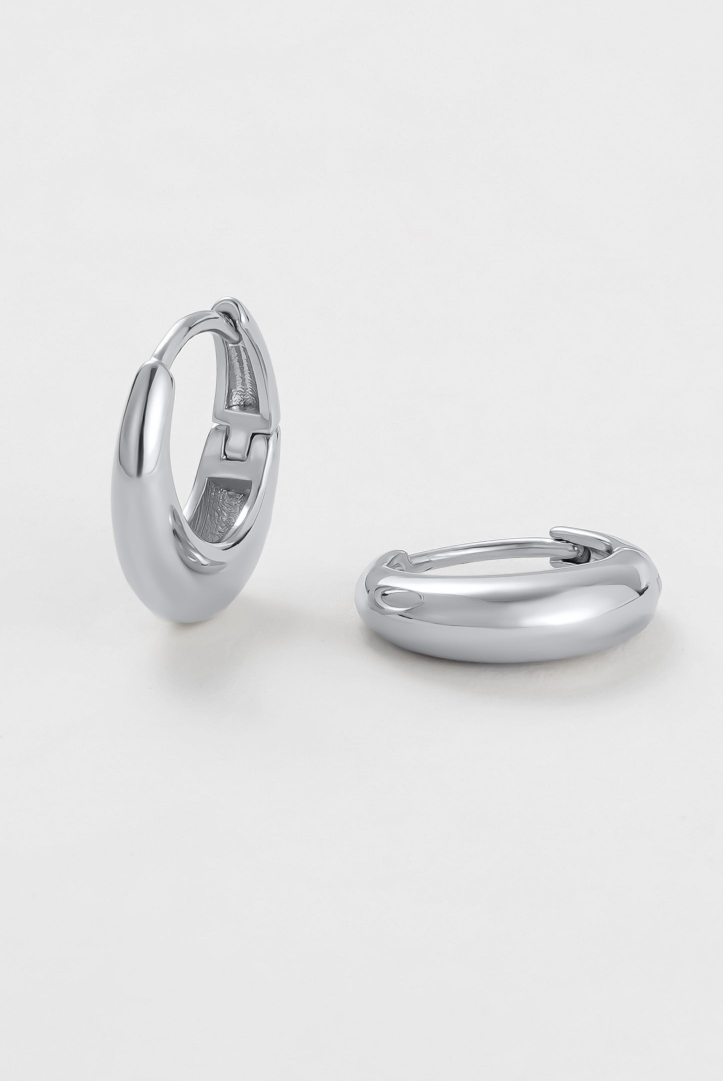 The Cleo Small Hoop | Silver